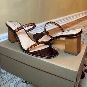 Steve Madden Honey heeled sandal in tortoise- US Women’s 8